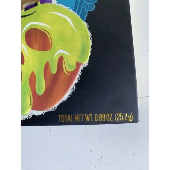 Disney Villains Eyeshadow Palette Evil Queen 12 shades Taste Beauty NEW - Picture 4 of 16